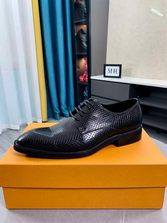 Picture of Louis Vuitton Shoes _SKULVsz38-44mnf014314053